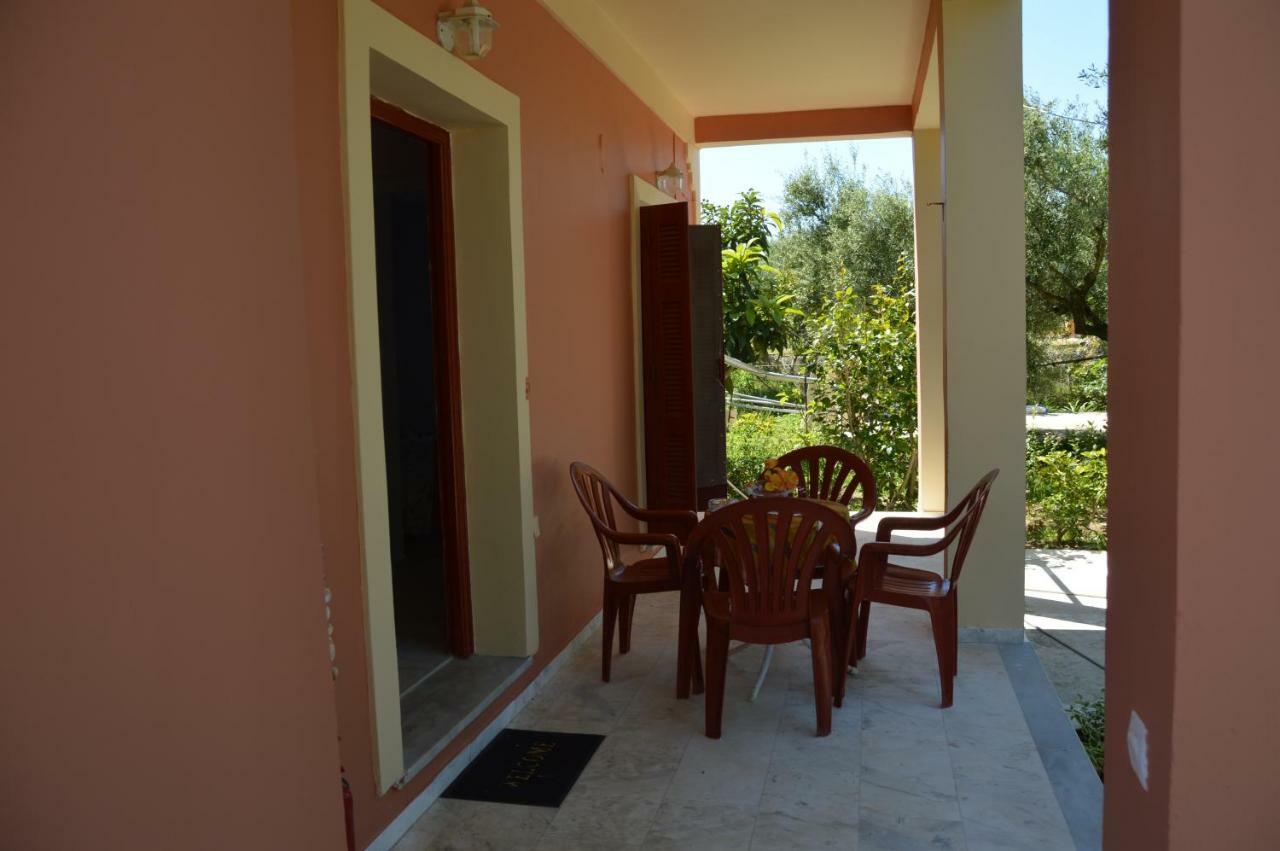 Anemona Apartments And Studios Vasilikos  Bagian luar foto